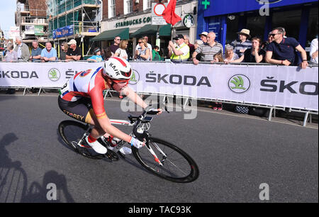 Salisbury, Wiltshire, Regno Unito. 23 Maggio, 2019. OVO energia serie Tour in bicicletta; Caitlin Peters di piani di credito Racing: Azione Plus sport/Alamy Live News Foto Stock