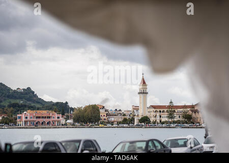 Zakynthos Greece - Aprile 2019 : Veduta della chiesa e la baia di Zante città Foto Stock