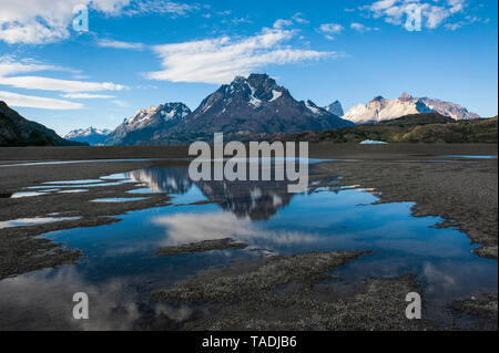 Il Cile, Patagonia, parco nazionale Torres del Paine, lago Grey Foto Stock