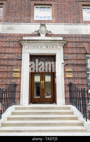 Ingresso al Lindo Ala presso l'ospedale St Mary, Paddington, London, Regno Unito Foto Stock