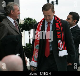 Liverpool ,Uk ex proprietario di Liverpool Tom Hicks e i suoi figli visita credito Melwood Ian Fairbrother/Alamy Stock Foto Foto Stock