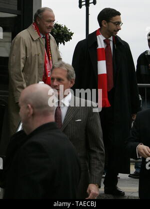 Liverpool ,Uk ex proprietario di Liverpool Tom Hicks e i suoi figli visita credito Melwood Ian Fairbrother/Alamy Stock Foto Foto Stock