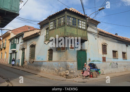 Tradizionale architettura coloniale in Potosí, Bolivia Foto Stock