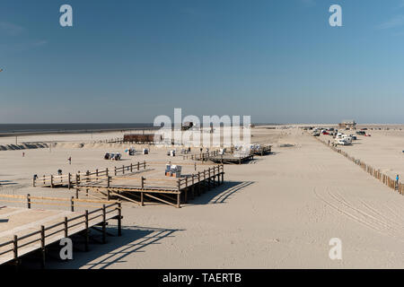 Caratteristica Palafitta sulla spiaggia di Sankt Peter-Ording in Germania Foto Stock