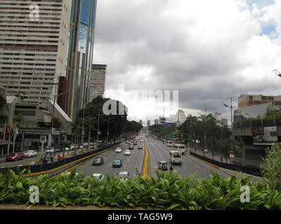 Bolivar Avenue a Caracas, Venezuela Lunedì 24 Luglio 2017 Foto Stock