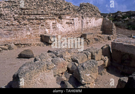 Penisola del Sinis, Sardegna, Italia. Tharros area archeologica (scansionato da Fujichrome Velvia) Foto Stock