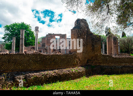 Villa Adriana di Tivoli Roma - Lazio Italia - Tre Esedre costruire le rovine di Villa Hardrians sito archeologico dell'Unesco Foto Stock