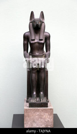 Il jackal capo-Anubis. Dio di imbalsamazione. Probabilmente xxvi dinastia (664-525 a.C.). Statua di bronzo. Origine sconosciuta. Copenhagen, Danimarca. Foto Stock