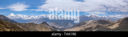 Himalaya, Dhaulagiri Himal visto da Muktinath, Nepal Foto Stock