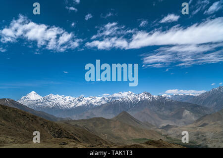 Himalaya, Dhaulagiri Himal visto da Muktinath, Nepal Foto Stock