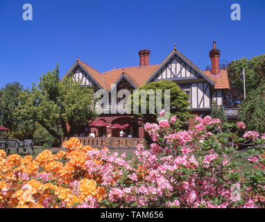 Old Homestead Ristorante terrazza a Mona Vale Garden Park, Mona Vale Avenue, Riccarton, Christchurch, regione di Canterbury, Nuova Zelanda Foto Stock