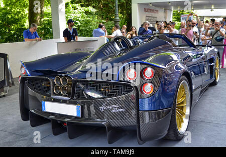 Torino Piemonte, Italia. Giugno 2018. Presso il parco del Valentino, il motor show. A Pagani stand, un huayra con un estremamente sportiva e futuristica linea. Foto Stock