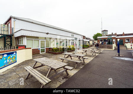 Romney, Hythe e Dymchurch Light Railway Station a New Romney Kent England Regno Unito Foto Stock
