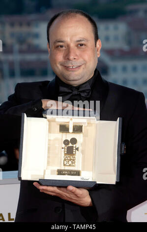 Cesar Diaz, vincitore della fotocamera d'Or award per il film "Nuestras Madres", presso i vincitori del premio photocall durante la 72a Cannes Film Festival presso il Palais des Festivals Maggio 25, 2019 a Cannes, Francia Foto Stock