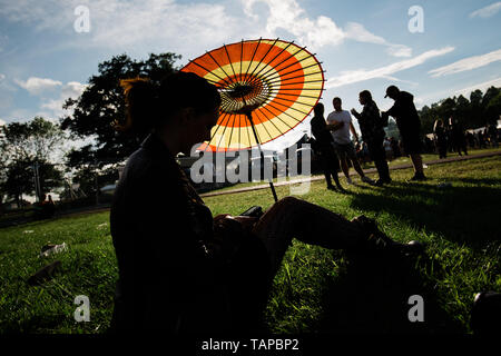 Hatfield, Regno Unito, 26 maggio 2019. Meteo misto di sole e docce durante la Slam Dunk Sud Festival. Credito: Richard Etteridge / Alamy Live News Foto Stock