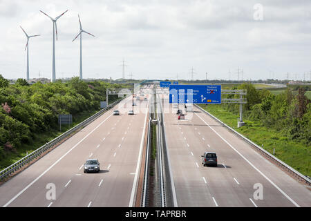 12 maggio 2019, Sassonia-Anhalt, Thurland: vista sull'autostrada A9 in direzione di Monaco di Baviera. Foto: Jan Woitas/dpa-Zentralbild/dpa Foto Stock