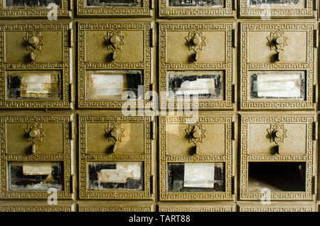 Dettagli della vecchia , ora chiuso, post office è un edificio situato nella piccola città di Gamboa si trova vicino al Canale di Panama Foto Stock