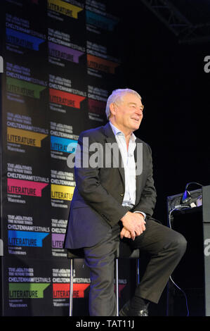 Jeremy " " Paddy Ashdown, Baron Ashdown di Norton-sub Hamdon, autore, politico e diplomatico al Cheltenham Festival della Letteratura, 10 ottobre 2014. Foto Stock