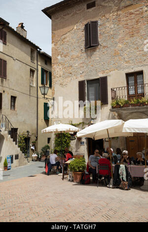 Ristorante in Piazza di Spagna, Pienza, in provincia di Siena, Toscana, Italia, Europa Foto Stock