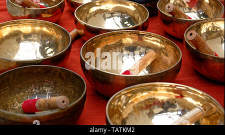 Singing bowls Foto Stock