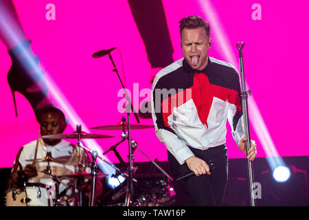 Brighton, Regno Unito. 27 Maggio, 2019. Brighton, Regno Unito. Lunedì 27 maggio 2019. Olly Murs effettuando al Centro di Brighton, Credito: Jason Richardson/Alamy Live News Foto Stock