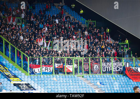 Arnhem, Paesi Bassi. 28 Maggio, 2019. ARNHEM, 28-05-2019, olandese Eredivisie, GelreDome, stagione 2018 - 2019. Gli appassionati e i sostenitori di Utrecht durante il gioco Vitesse - FC Utrecht (play-off) . Credito: Pro scatti/Alamy Live News Foto Stock