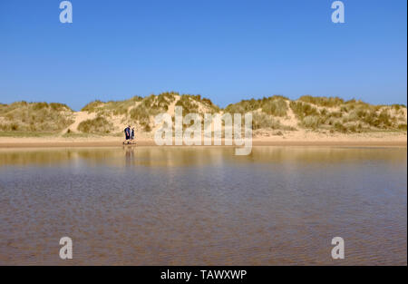Dune di sabbia sulla spiaggia a wells-next-il-mare del Nord di Norfolk, Inghilterra Foto Stock