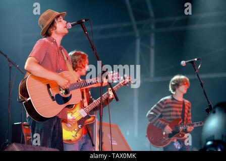 Il Corallo si esibiranno live al V2003, Chelmsford Essex, Inghilterra, Regno Unito. Foto Stock