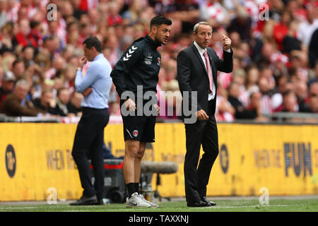 Manager di Charlton Athletic, Lee Bowyer e assistente Johnnie Jackson - Charlton Athletic v Sunderland, Sky Bet One League Play-Off finale, lo Stadio di Wembley, London - 26 Maggio 2019 solo uso editoriale - DataCo restrizioni si applicano Foto Stock