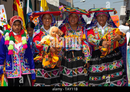 Dimostrazione a Arequipa contro l aborto Foto Stock