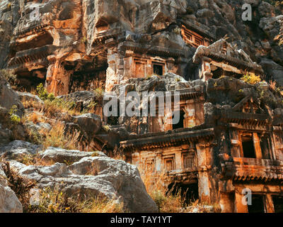 Lycian tombe di Mira resti di antiche tombe nella roccia Lycian cultura Foto Stock