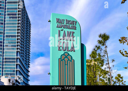 Orlando, Florida . Dicembre 24, 2018. Anfiteatro segno a Lake Eola Park in Orlando Downtown area. Foto Stock