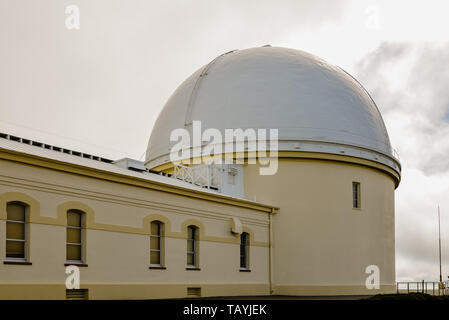 Cupola di l'originale 36 pollici telescopio rifrattore a leccare Observatory - Mount Hamilton, San Jose, CA Foto Stock