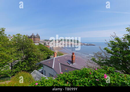 Affacciato sul South Shore a Scarborough,North Yorkshire Foto Stock