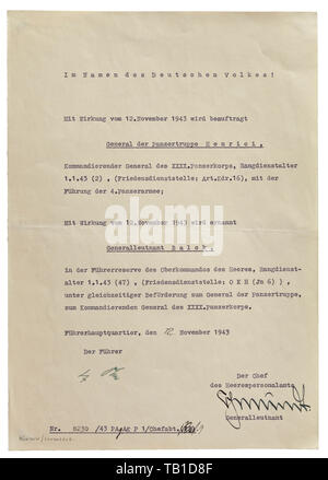 Generali delle unità blindate Sigfrid Henrici e Hermann Balck, nomina congiunta documento datato 12 novembre 1943 con inchiostro originale firme di Adolf Hitler e Rudolf Schmundt. Sigfrid Henrici's appuntamento è al comando del 4 Panzer esercito, Balck è riuscire Henrici come comandante generale del quarantesimo Panzer Corps. Piegate. Sigfrid Henrici (1889 - 1964) comandata xvi divisione di fanteria (MOT) all'inizio della campagna russa e si è aggiudicato il cavaliere del Cross su 13 Ottobre 1941 per la divisione su xx secolo, Additional-Rights-Clearance-Info-Not-Available Foto Stock