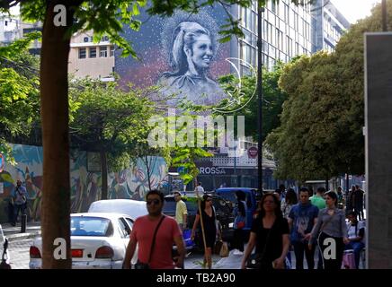 Beirut. 22 Maggio, 2019. Foto scattata il 22 Maggio 2019 mostra le pareti con graffiti a Beirut, in Libano. Credito: Bilal Jawich/Xinhua/Alamy Live News Foto Stock