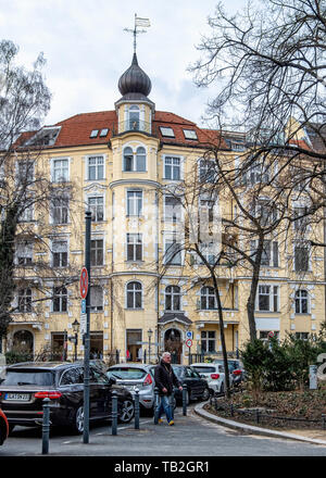 Esterior Schöneberg-Berlin vista di edificio storico su Viktoria-Luise-Platz Foto Stock