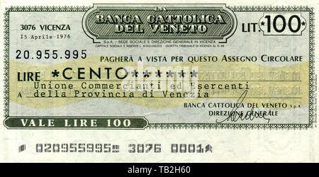 Miniassegni, Italiano bonifico bancario, vaglia postale con un valore basso, Banca Cattolica del Veneto, Vincenza, Miniassegno, Italienische Bankanweisung, Geldanweisung oder Kleinscheck mit niedrigen Werten, eine arte Notgeld aus Papier, 100 Lire, 1976, Italien, Europa Foto Stock