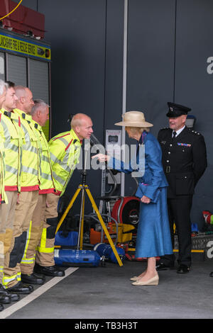 Lancaster REGNO UNITO. Il 29 maggio 2019. La principessa Alexandra aprendo la Lancaster Comunità Fire e stazione di ambulanza. ￼ ￼La principessa ha forti legami con la città. Lei era il Cancelliere dell'Università di Lancaster dalla sua fondazione nel 1964 fino al 2004 ed è stata determinata la libertà onorario di Lancaster in 1978. Foto Stock