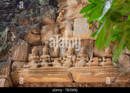 La scultura a Ta Prohm tempio di Angkor, Sito Patrimonio Mondiale dell'UNESCO, Siem Reap Provincia, Cambogia, Indocina, Asia sud-orientale, Asia Foto Stock