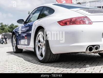 Praga, Repubblica Ceca - 16/5/2019 Porsche 911 - verva sponsorizzato Foto Stock