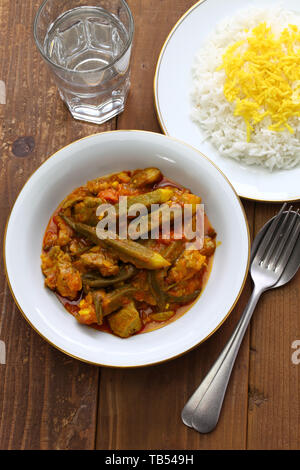 Bamieh khoresh, iraniana okra stufata Foto Stock