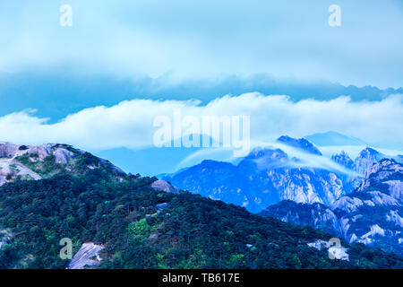 Huangshan bellissimo paesaggio naturale,Anhui Provincia,Cina Foto Stock