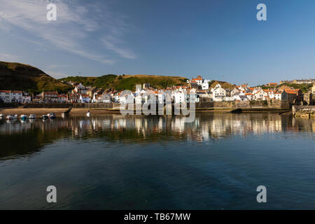 Porto di Staithes, North Yorkshire, Regno Unito Foto Stock