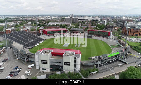 Una vista di Old Trafford Cricket Ground catturata da un drone in Manchester, 29 Maggio 2019.DCIM100MEDIADJI 0103.JPG Foto Stock