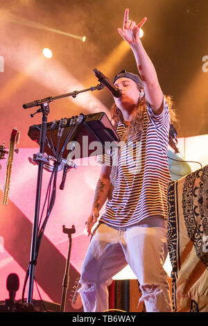 29 maggio 2019 - Madison, Wisconsin, Stati Uniti - TASH SULTANA durante il flusso stato World Tour al Sylvee a Madison, Wisconsin (credito Immagine: © Daniel DeSlover/ZUMA filo) Foto Stock