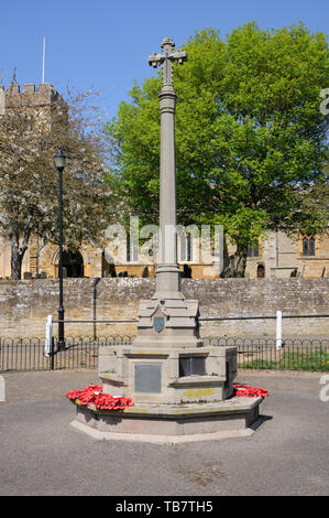 War Memorial, Earls Barton, Northamptonshire Foto Stock