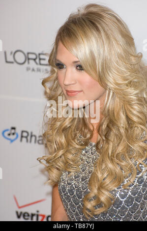 LOS ANGELES, CA. 10 febbraio 2007: Carrie Underwood a Clive Davis pre-Grammy Party presso il Beverly Hilton Hotel. © 2007 Paul Smith / Featureflash Foto Stock