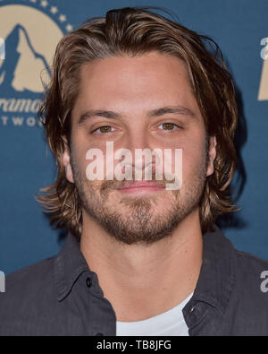 West Hollywood, Stati Uniti. Il 30 maggio 2019. WEST HOLLYWOOD, Los Angeles, California, Stati Uniti d'America - 30 Maggio: Luke Grimes arriva al la Giornata della stampa per la centrale di commedia, Paramount rete e TV Land tenuto presso il London West Hollywood a Beverly Hills il 30 maggio 2019 in West Hollywood, Los Angeles, California, Stati Uniti. ( Credito: Image Press Agency/Alamy Live News Foto Stock