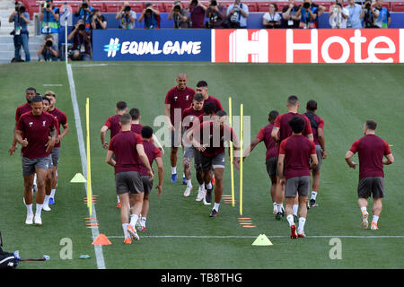 Madrid, Spagna. 31 Maggio, 2019. Liverpool FC sessione di formazione alla vigilia della finale di UEFA Champions League contro il Tottenham Hotspur a Wanda Metropolitano Stadium, Madrid, Spagna il 31 maggio 2019. Foto di Giuseppe mafia. Credit: UK Sports Pics Ltd/Alamy Live News Foto Stock